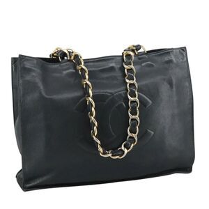 ✅AUTH✅CHANEL LAMBSKIN SHOULDER BAG